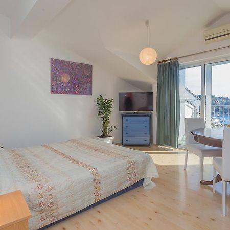 Apartment Lili Hvar Island Exteriör bild