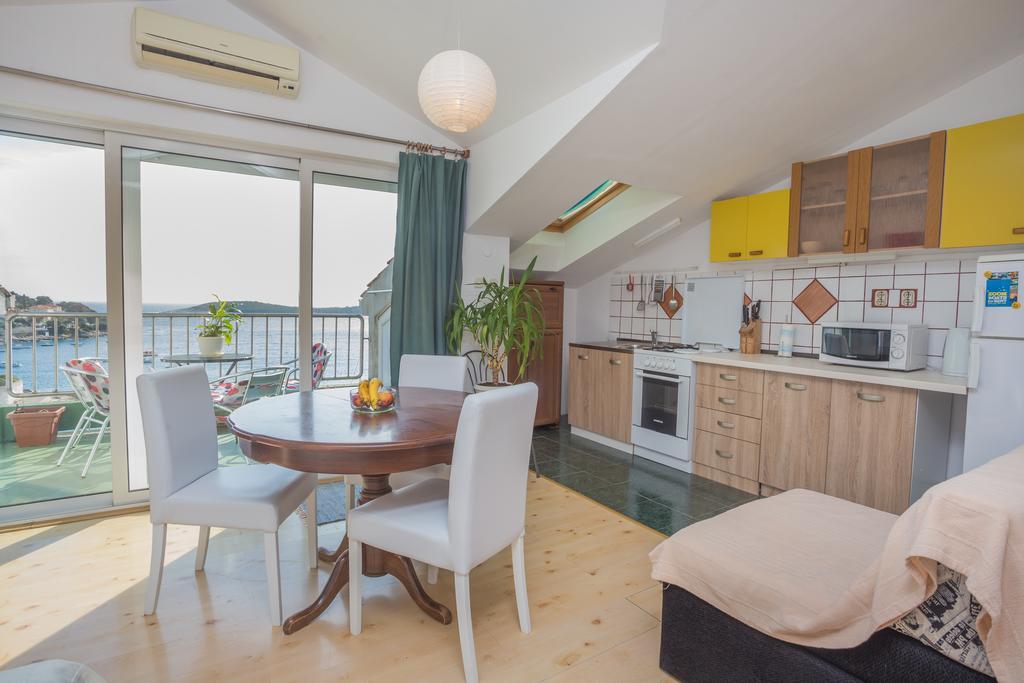 Apartment Lili Hvar Island Exteriör bild