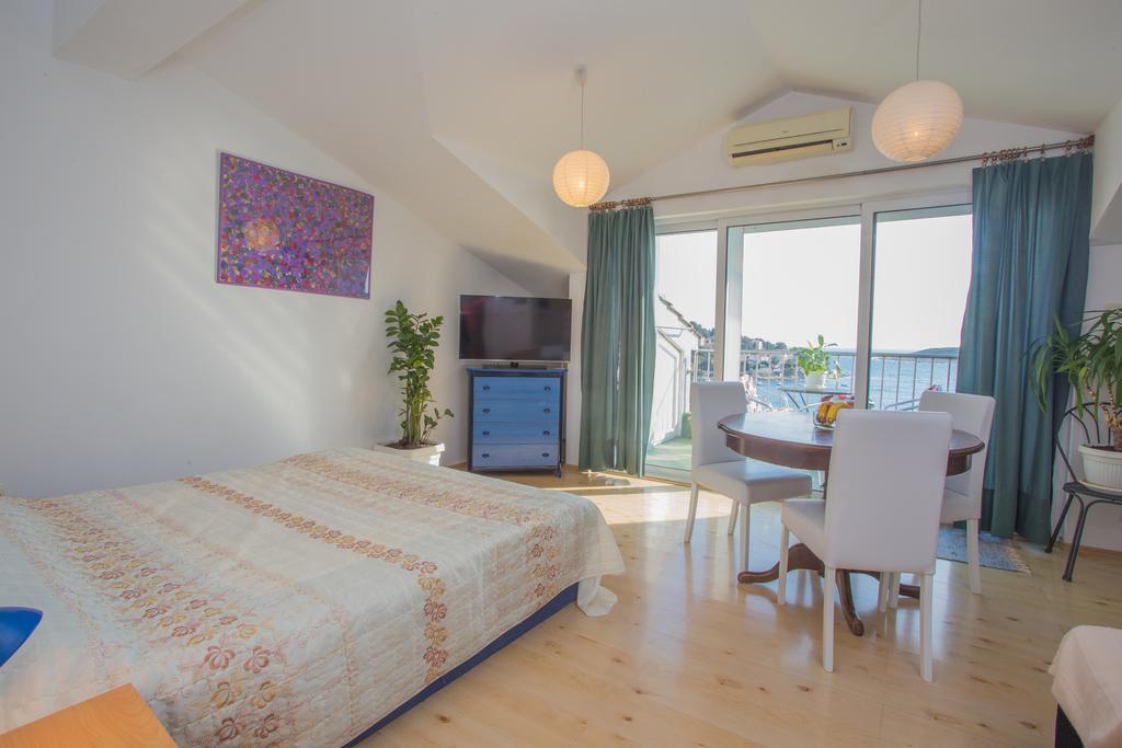 Apartment Lili Hvar Island Exteriör bild