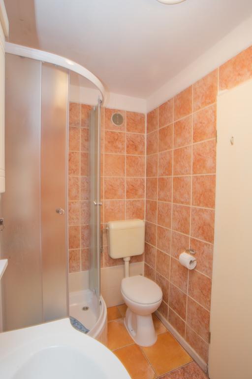 Apartment Lili Hvar Island Exteriör bild